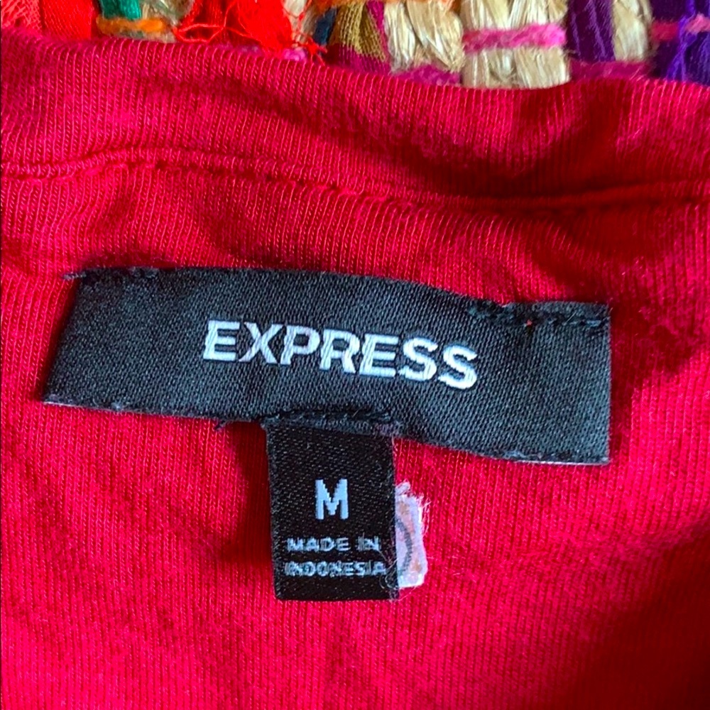 Express Top - Picture 2 of 3
